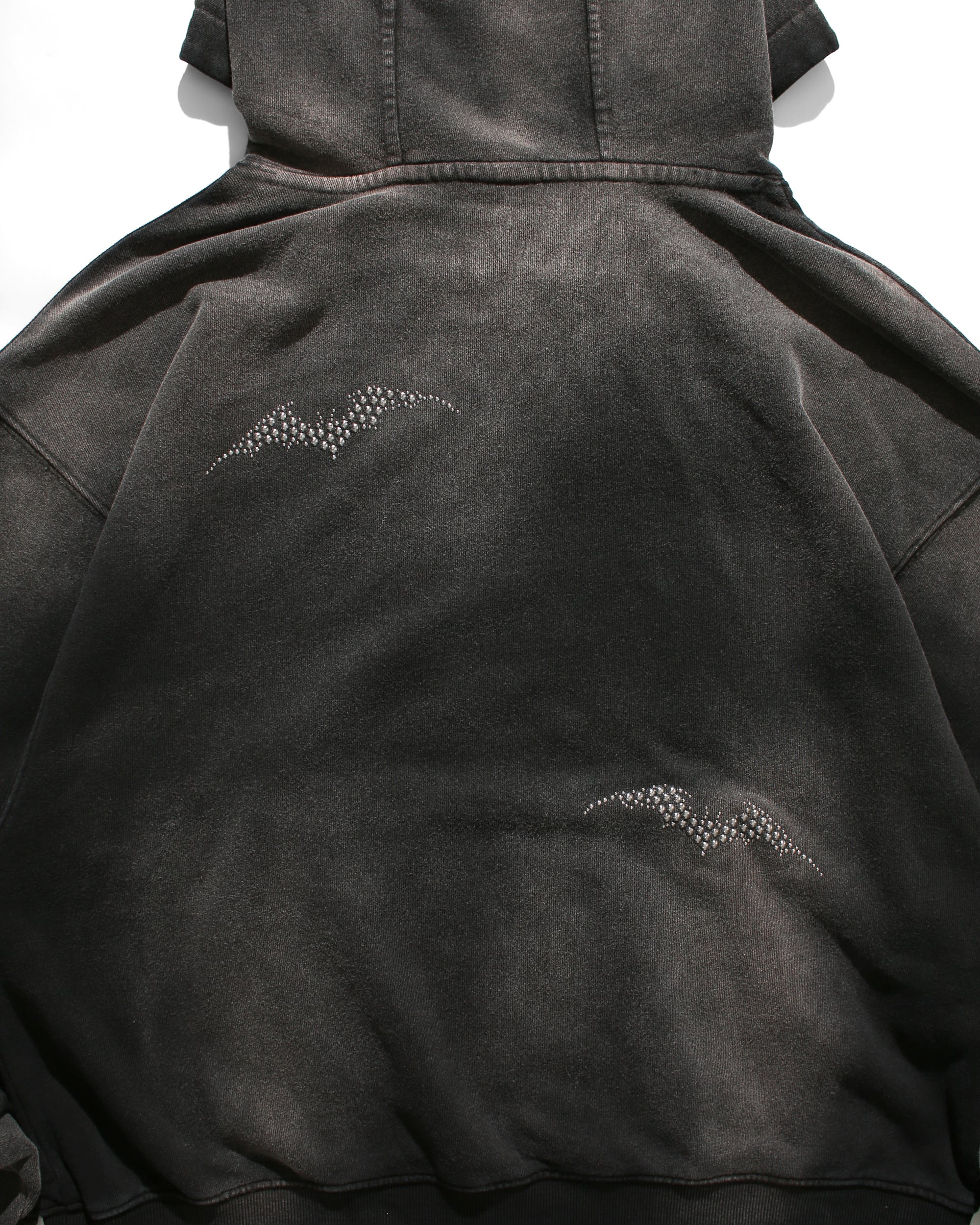 ANTIMID STUDS HOODIE