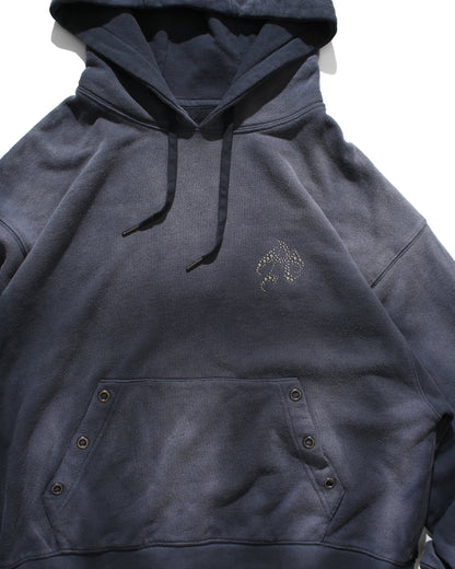 ANTIMID STUDS HOODIE