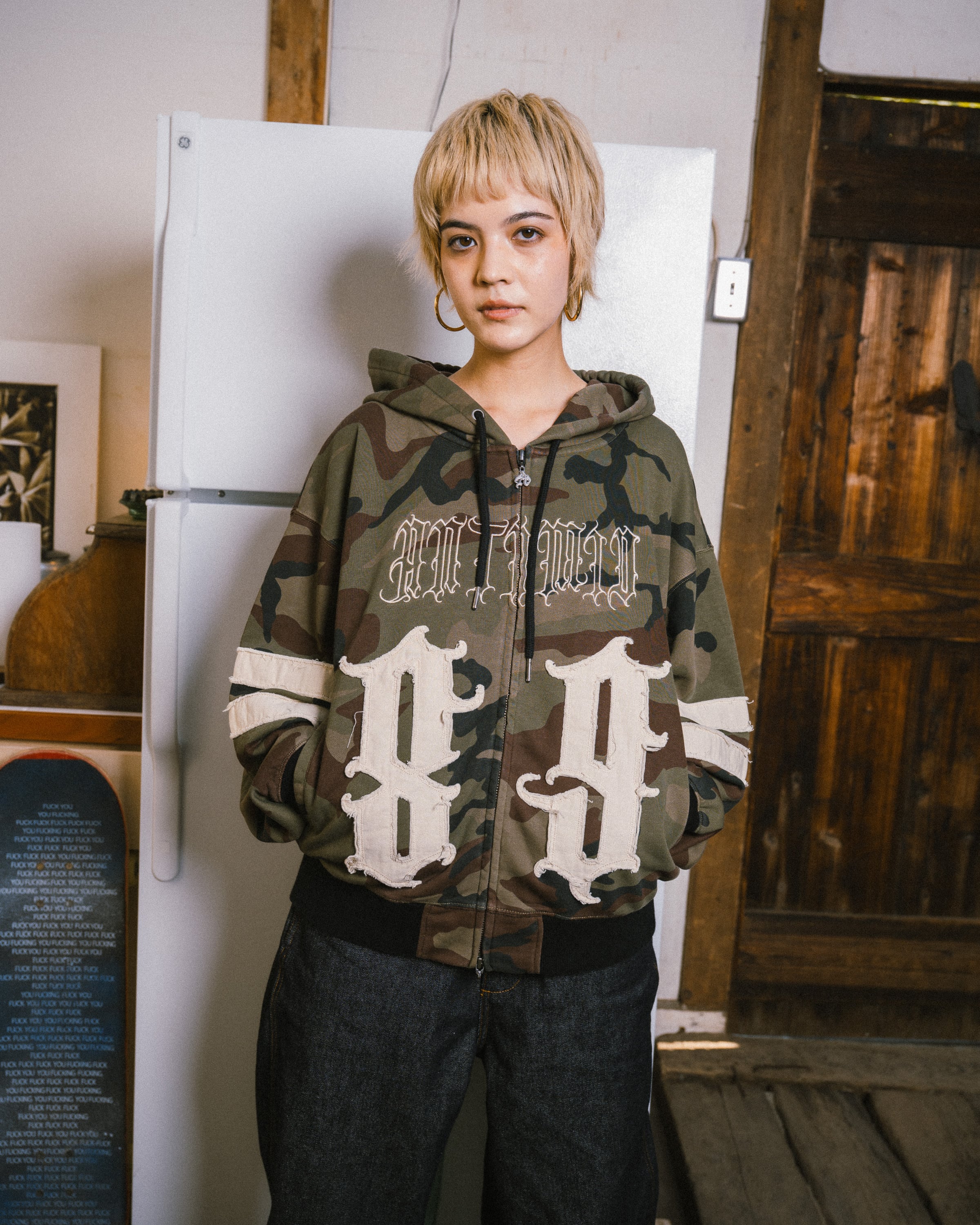 ANTIMID 89 ZIP HOODIE