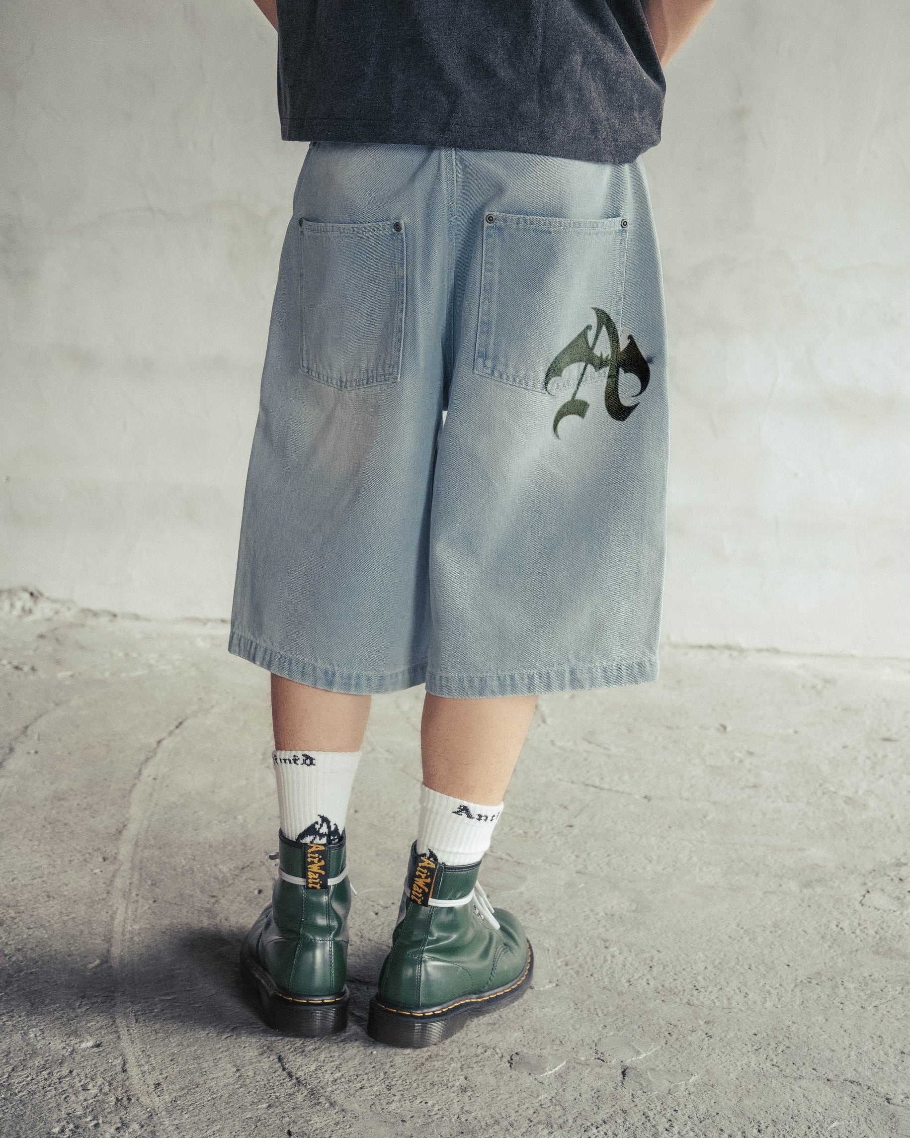 CROSS DENIM SHORTS – ANTIMID