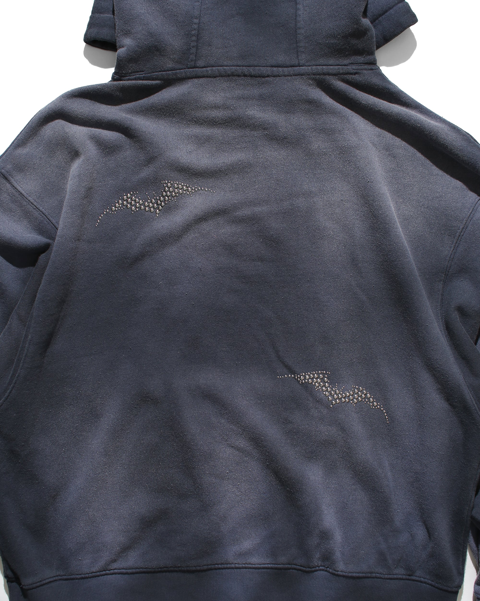 ANTIMID STUDS HOODIE