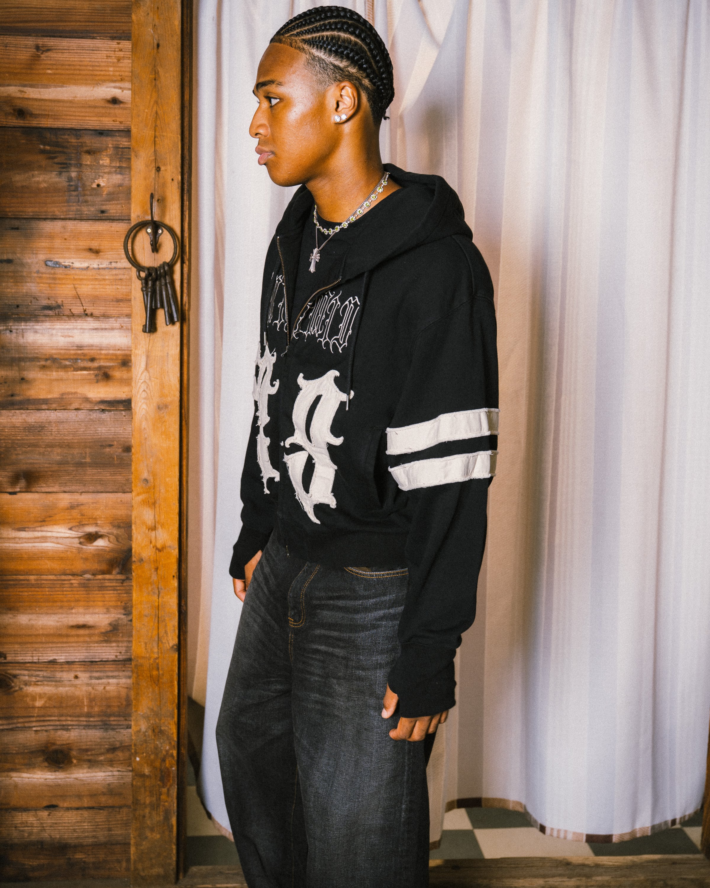 ANTIMID 89 ZIP HOODIE